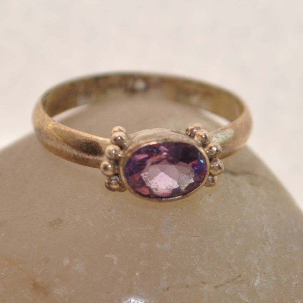 NWOT boho 925 silver ring with amethyst from Nepal sz 7.75 (1033)